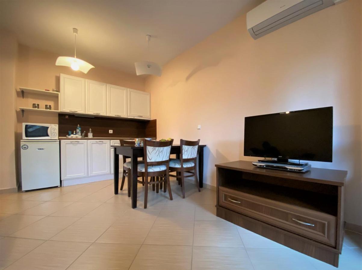 Green Life Bansko, 1 Bedroom Private Apartment D4 Kültér fotó